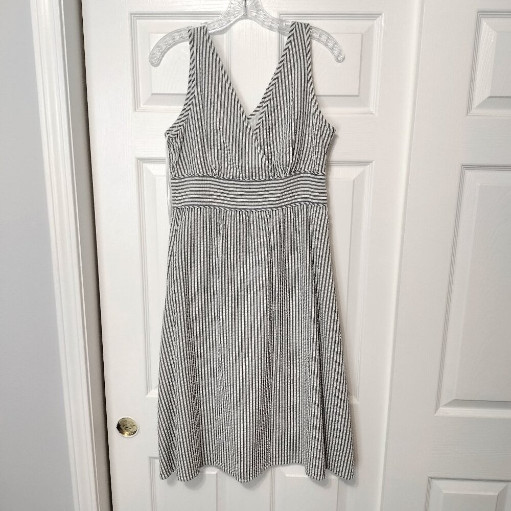 Vintage Jones New York Signature Cotton Sleeveless Seersucker Dress Size 6